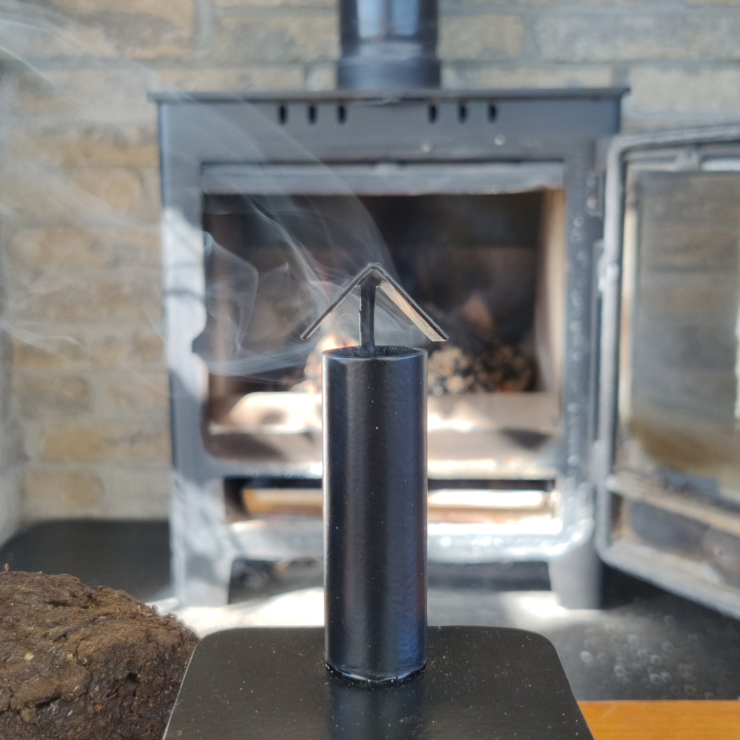 Smoke coming out of the mini burner chimney